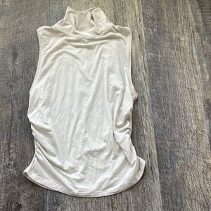 NWOT Lululemon Tank Top, Medium